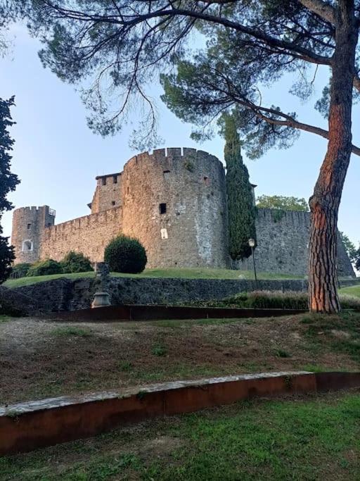 Appartamento Bonbon, Centro Storico Con Parcheggio Gorizia Eksteriør bilde